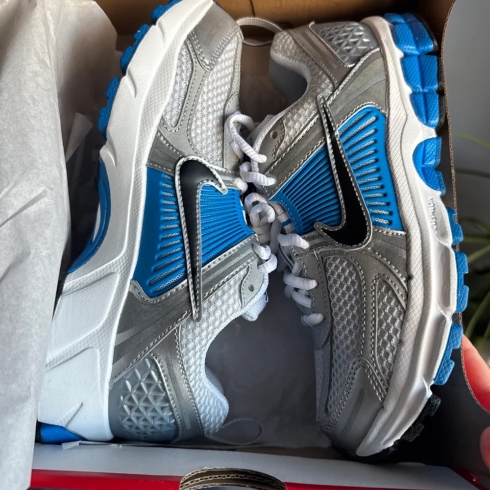 Nike Vomero 5